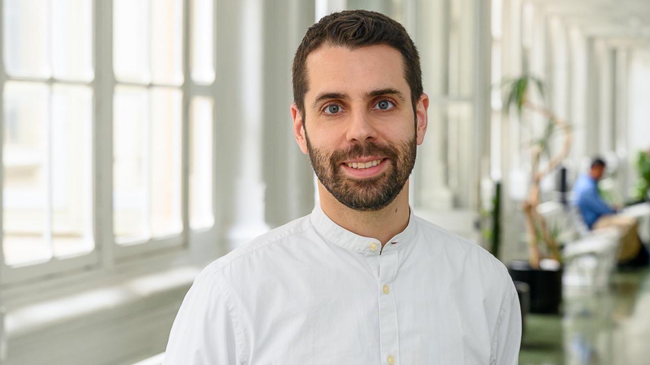 Daniel Izarbe, Children's and Youth and Youth Psychiati: 