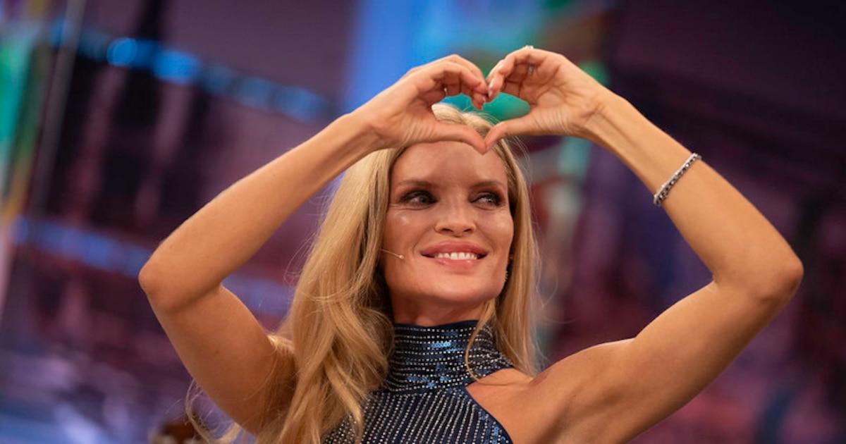 Esther Cantaas (por sus problemas con el cáncer de su padre