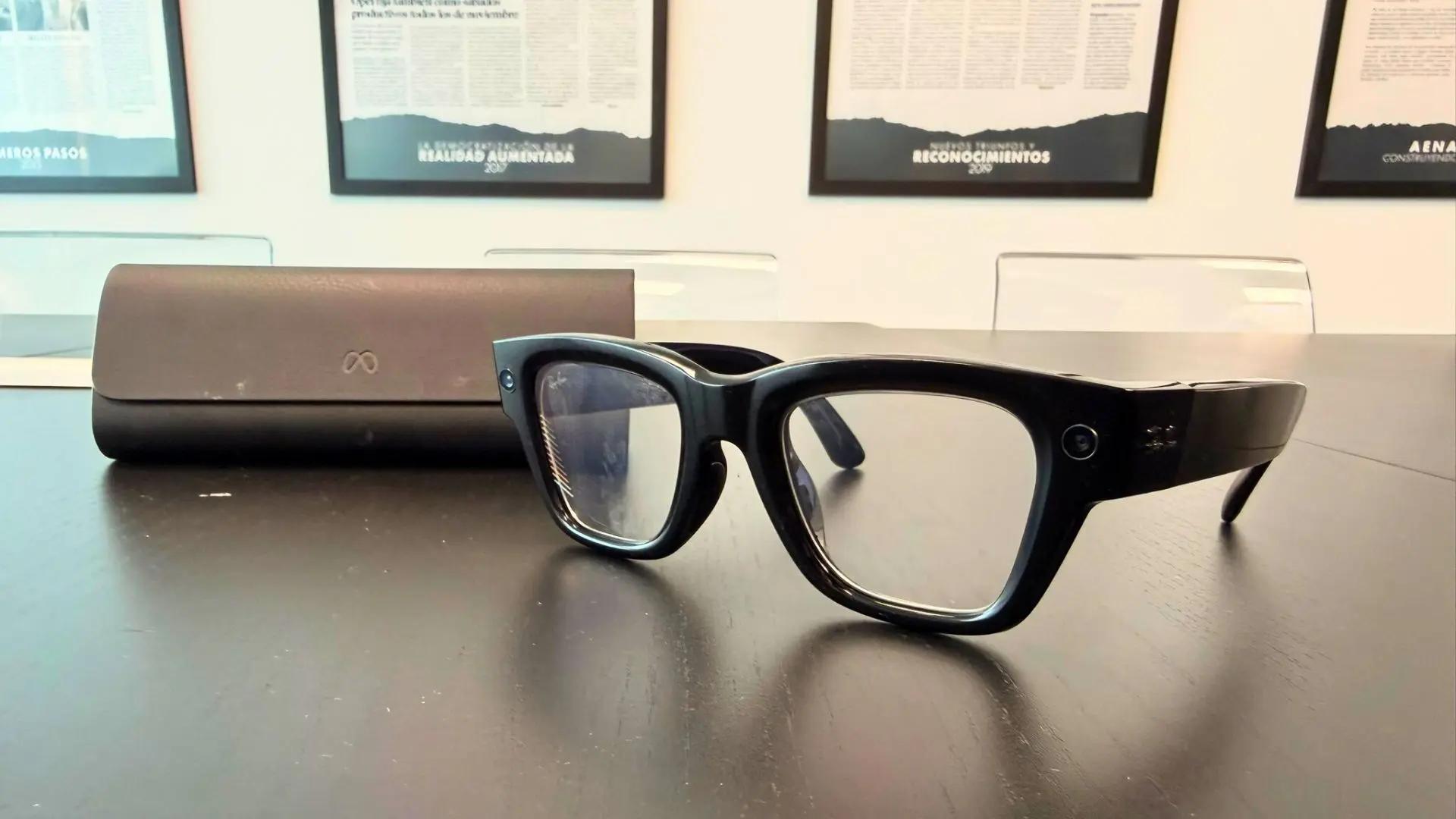 We tested the Ray-Ban Meta Display before it arrived in Spain: the most comfortable (and promising) ...