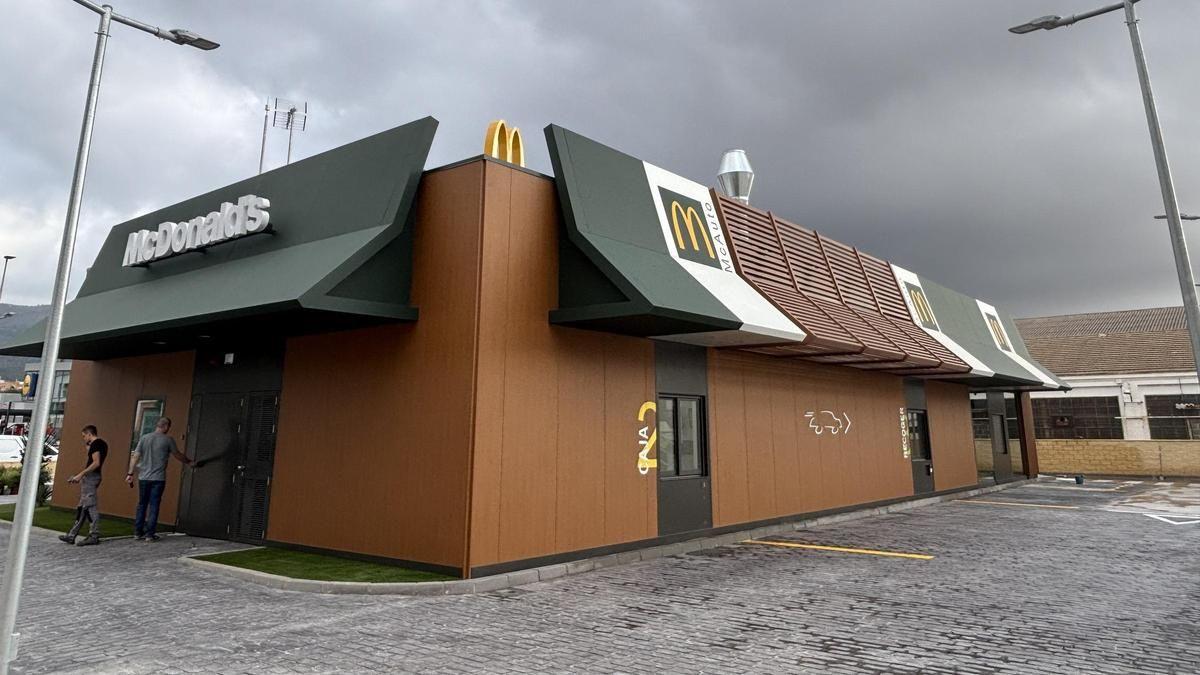 McDonald’s Uixó Vadisi |Abra Onuntorianı de McDonald's es el valle de Uixó