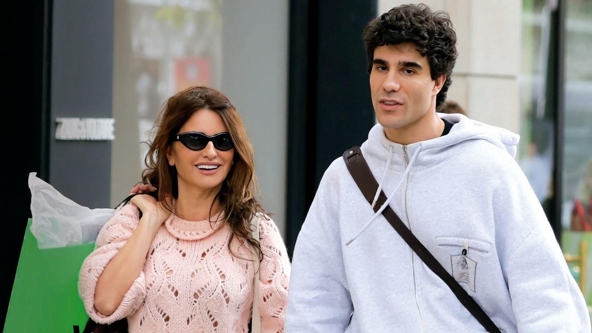 Javier Calvo busca refugio en Penélope Cruz tras su separación de Javier Ambrosi: fotos de sus plane...