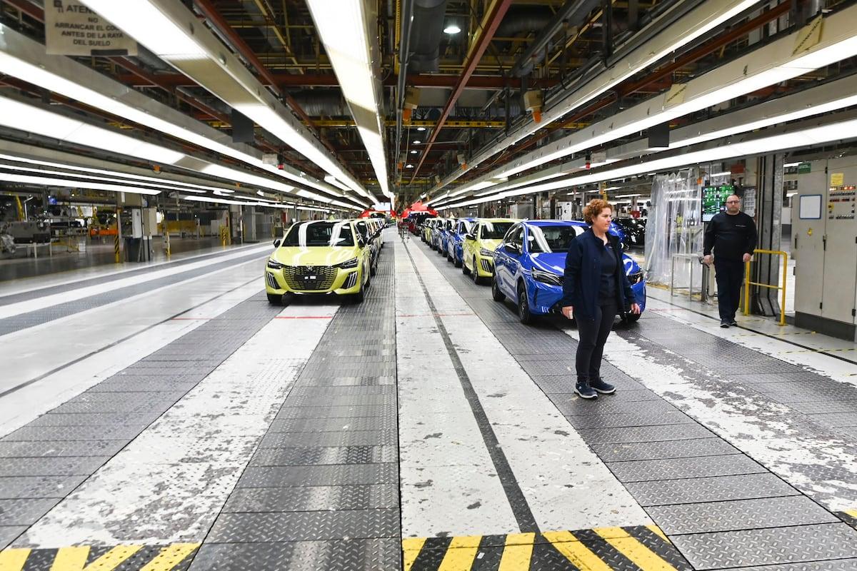 Los especialistas en marketing esperan alcanzar los niveles de ventas de automóviles anteriores a la...