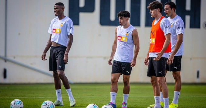 Diego Lopees, Corjarga, Jawie Gere y Dimmicski Únete a Providence |Cuadrados deportivos